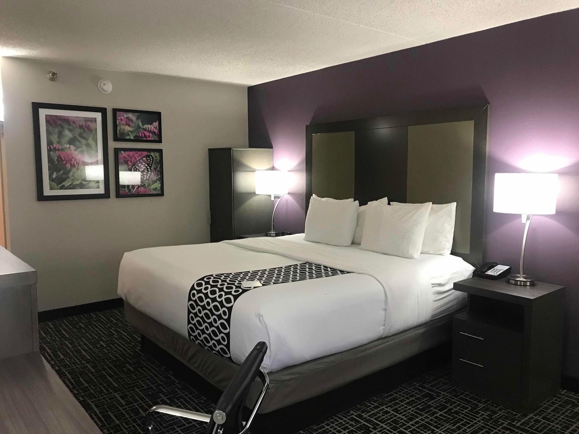 La Quinta Inn By Wyndham Davenport & Conference Center Eksteriør billede